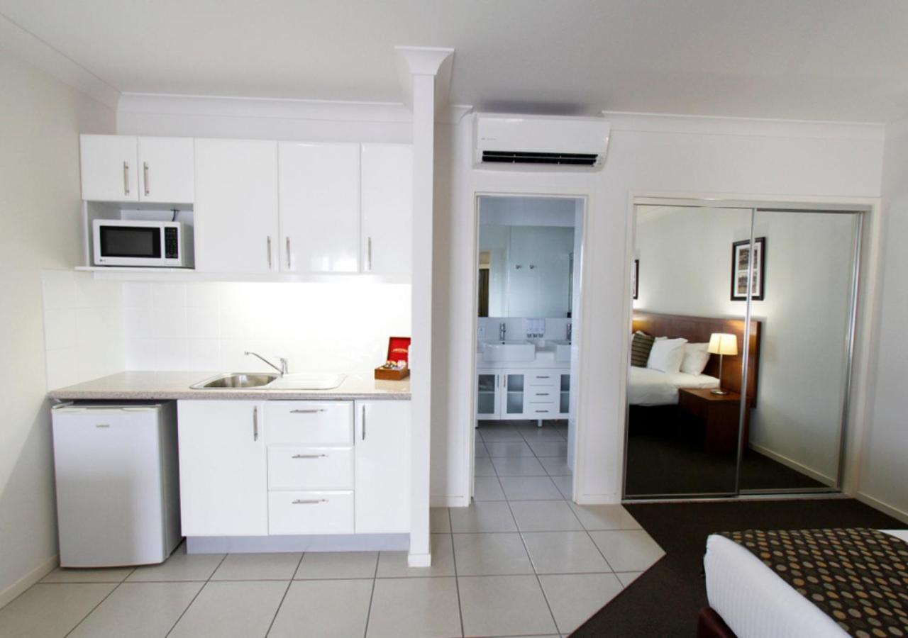 Chinchilla Downtown Motor Inn Экстерьер фото