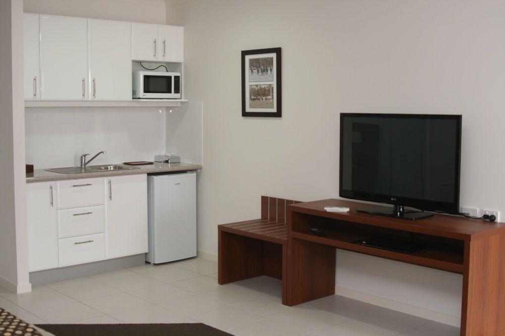 Chinchilla Downtown Motor Inn Экстерьер фото